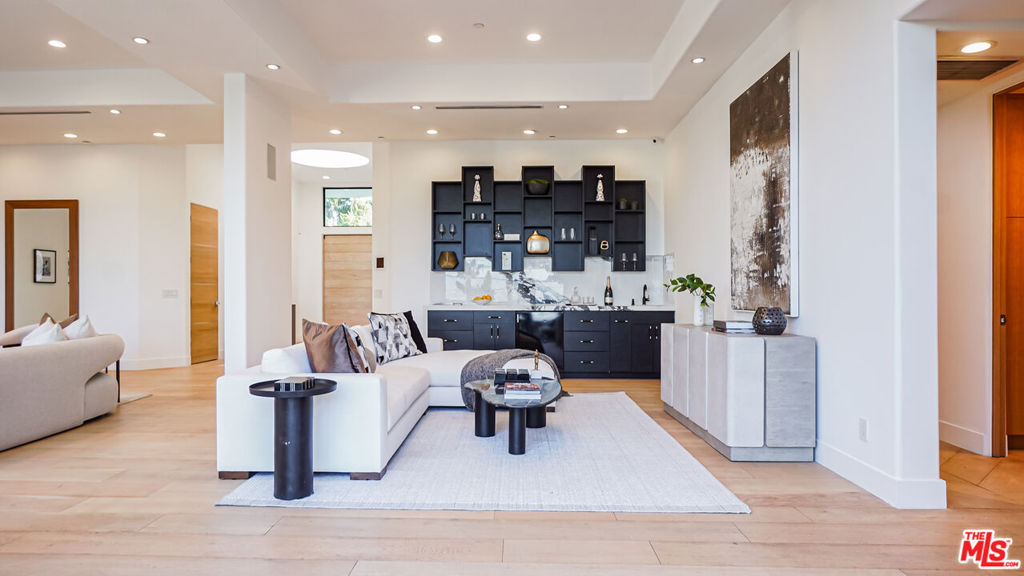 MLS #26863819 image #17