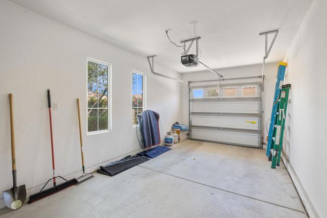 80813 Calle Azul, La Quinta CA: https://media.crmls.org/mediaz/34c84176-3993-4684-b59a-c7a42403623b.jpg