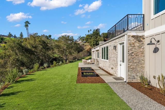 Detail Gallery Image 50 of 56 For 2747 via Del Robles, Fallbrook,  CA 92028 - 3 Beds | 3 Baths