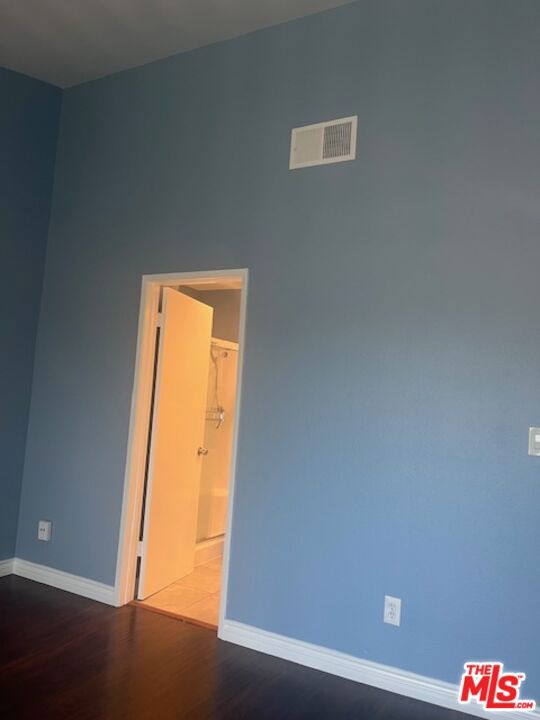 533 W 219th Street, Carson CA: https://media.crmls.org/mediaz/34c9788c-90a5-4852-96f0-21a9c0443c73.jpg