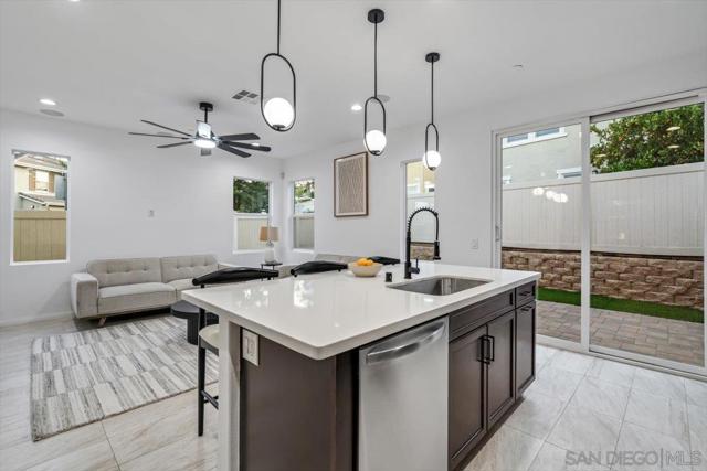 13214 Spring Mountain Rd, Lakeside CA: https://media.crmls.org/mediaz/34c9b184-33b8-4f21-85fe-7fe69cbf501b.jpg