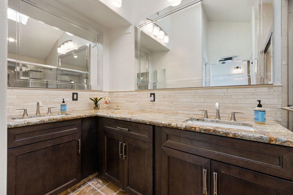 MLS #219137753DA image #17