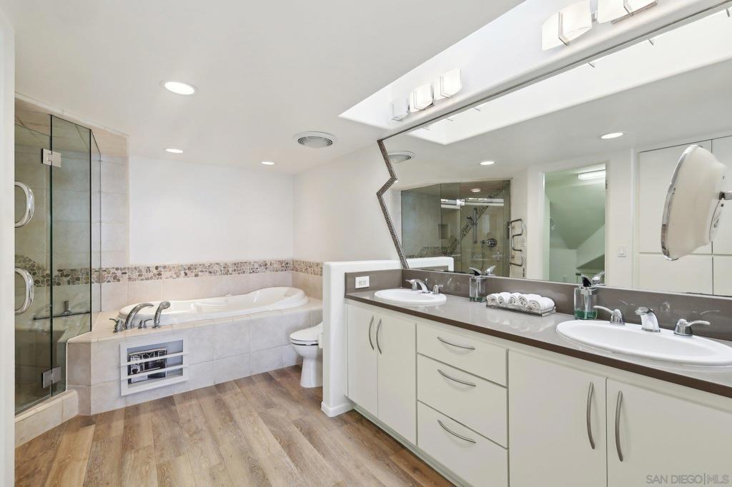 MLS #250030772SD image #40