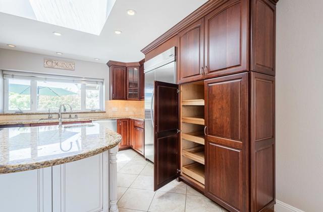 22470 Estoque Place, Salinas CA: https://media.crmls.org/mediaz/34cadc0d-f7d1-45b4-acc4-4dcdcac1231a.jpg