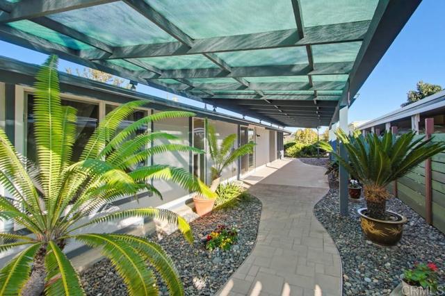 Detail Gallery Image 3 of 34 For 350 N El Camino Real #72,  Encinitas,  CA 92024 - 2 Beds | 2 Baths