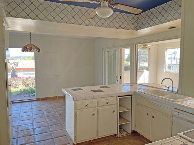 Detail Gallery Image 20 of 44 For 3808 Vista Campana #22,  Oceanside,  CA 92057 - 1 Beds | 1 Baths