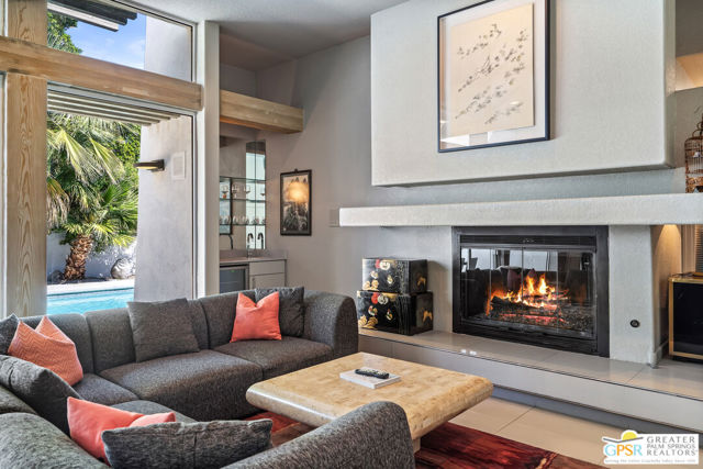 770 N Girasol Court, Palm Springs CA: https://media.crmls.org/mediaz/34cc59d9-8a55-42d0-abce-4c6b32b96140.jpg