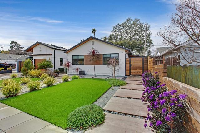 104 Oak Park Drive, Los Gatos CA: https://media.crmls.org/mediaz/34cc8e85-52b0-4b01-b297-eb39da05deab.jpg