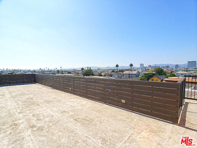 1229 S Kingsley Drive, Los Angeles CA: https://media.crmls.org/mediaz/34cd0a00-d1c8-4fea-bddc-7a0e6979e8b2.jpg