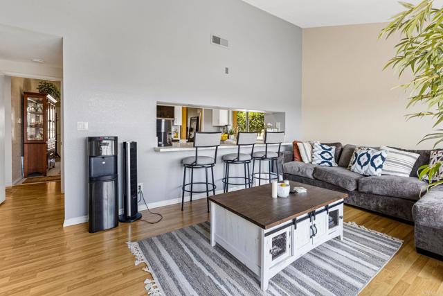 10065 Canyonview Court, Spring Valley CA: https://media.crmls.org/mediaz/34cd34d6-9051-42f8-8d4f-e00bf5add8fc.jpg