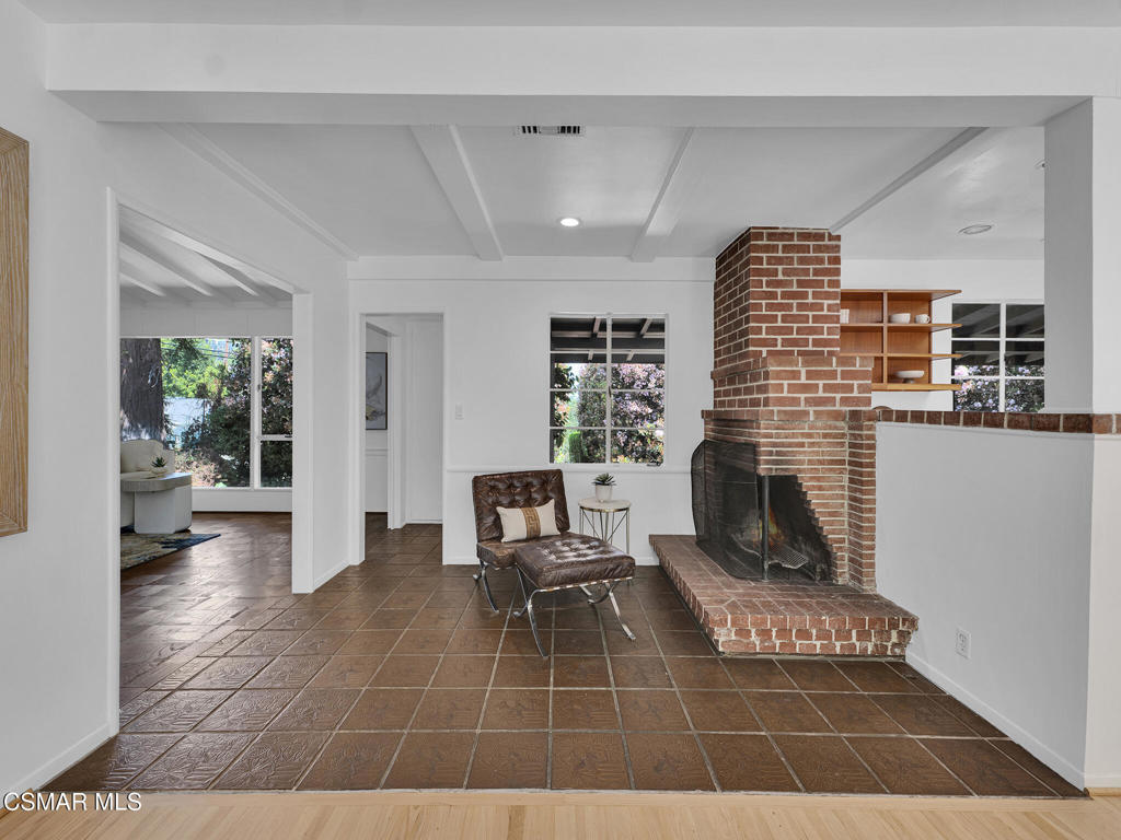 13606 Oak Canyon AvenueSherman Oaks img 7
