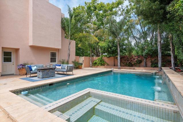 1107 Palm Avenue, San Mateo CA: https://media.crmls.org/mediaz/34cfd635-add1-47a5-98f3-452d3d80b8a1.jpg