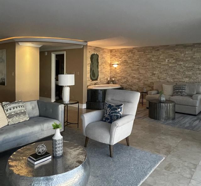 1200 Harbor N, Oceanside CA: https://media.crmls.org/mediaz/34d0ac46-e109-446a-a1bc-60953fbf37f7.jpg