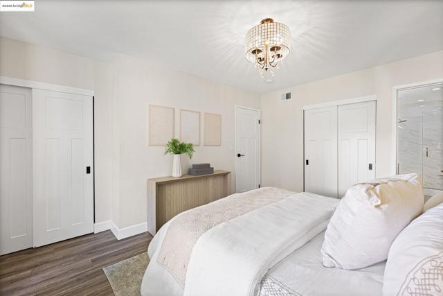 1515 Schenone Ct, Concord CA: https://media.crmls.org/mediaz/34d1632f-a894-451d-9aa4-4c17f0c6d438.jpg