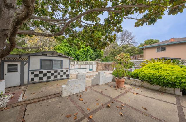 118 Seeno Street, Monterey CA: https://media.crmls.org/mediaz/34d25acc-63e4-44d3-9596-c19061e9d2ca.jpg