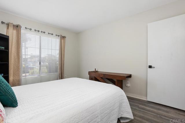 1529 Temple Heights Drive, Oceanside CA: https://media.crmls.org/mediaz/34d462b2-69e3-4db0-9244-7934fb5f01ec.jpg