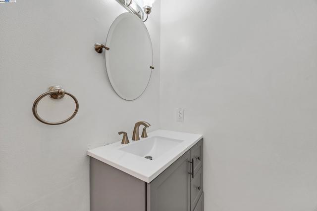 3545 Northwood Drive, Concord CA: https://media.crmls.org/mediaz/34d5ee7b-4c3d-414b-8df5-aeb87c59c256.jpg