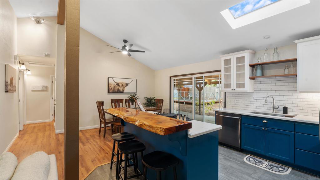 MLS #250034913SD image #17