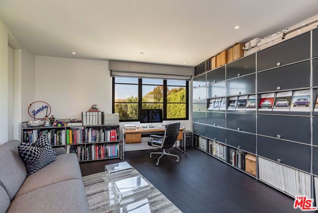 400 Amalfi Drive photo 30