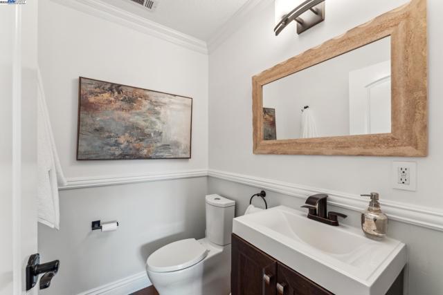 4613 Mirador Dr, Pleasanton CA: https://media.crmls.org/mediaz/34d958d6-8f50-4267-88ff-5da1d596eea5.jpg