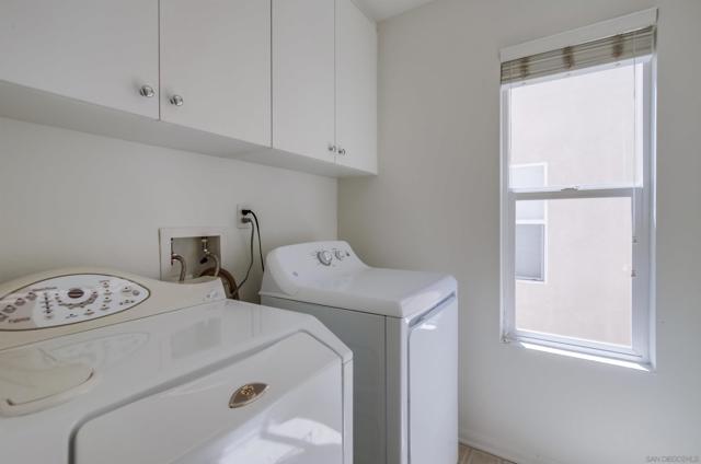 11532 Creekstone Lane, San Diego CA: https://media.crmls.org/mediaz/34d968c5-017e-4a35-8e54-6915348ea80c.jpg