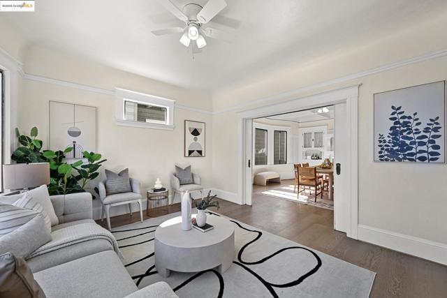 806 54Th St, Oakland CA: https://media.crmls.org/mediaz/34dad10e-cb35-43ae-b361-b3d9f51ca3d4.jpg