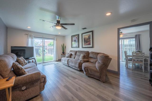 8340 Forest Street, Gilroy CA: https://media.crmls.org/mediaz/34dc2f9d-8299-4238-bdd6-27d7d40d84ae.jpg