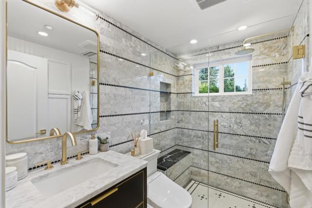 20 Willow Road, Menlo Park CA: https://media.crmls.org/mediaz/34dc390d-977b-495a-b631-1f49abff20e7.jpg