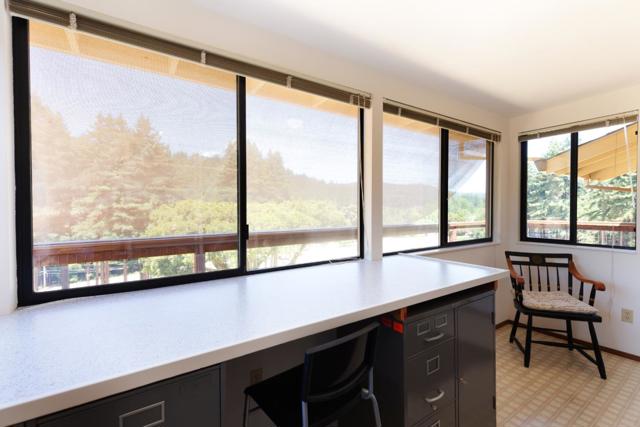16400 Highway 9, Boulder Creek CA: https://media.crmls.org/mediaz/34dc9069-041b-4589-82bd-1175abbfc3f9.jpg
