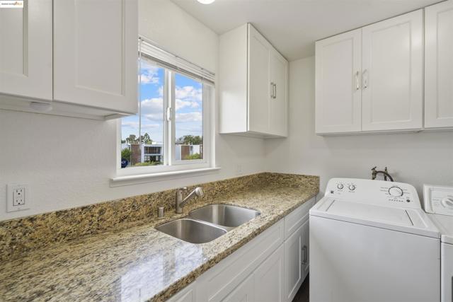 100 Carolina St, Vallejo CA: https://media.crmls.org/mediaz/34dd1e27-fc30-4c6e-bc8e-d93f690b67c8.jpg