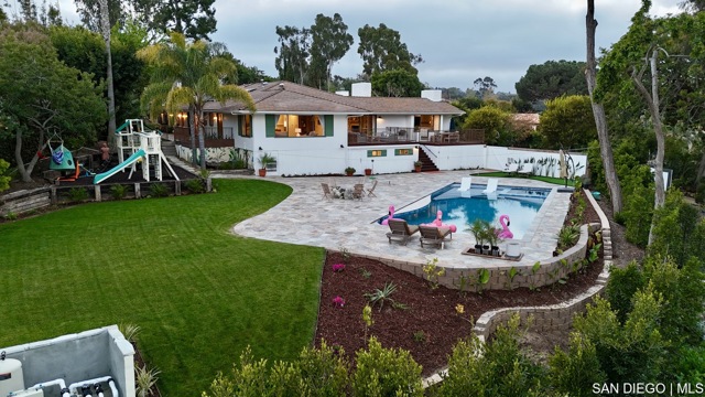 6026 La Granada, Rancho Santa Fe CA: https://media.crmls.org/mediaz/34de73d0-71be-4220-b62f-a144a9161b1c.jpg