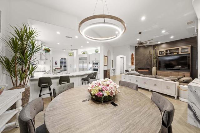 76357 Via Chianti, Indian Wells CA: https://media.crmls.org/mediaz/34de7cc2-cc6f-43d4-831b-41b4acd0c685.jpg