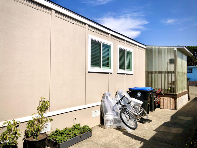 32850 Mill Creek Drive, Fort Bragg CA: https://media.crmls.org/mediaz/34dee976-fda4-4b2e-bfb8-de7b6cc62b03.jpg