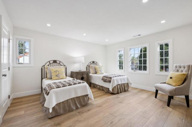 33 Seville Way, San Mateo CA: https://media.crmls.org/mediaz/34df832c-d345-4c1f-b11f-17e0c04aec8b.jpg