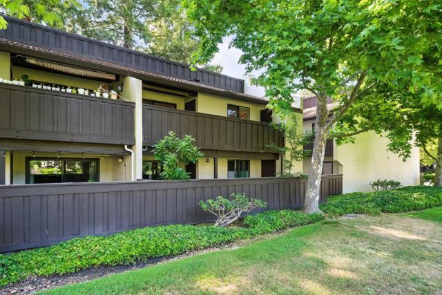 1001 E Evelyn Terrace, Sunnyvale CA: https://media.crmls.org/mediaz/34e11c54-c857-470e-a0a6-f58a256c390f.jpg