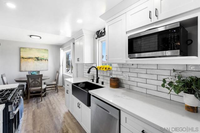 657 Fig St, Chula Vista CA: https://media.crmls.org/mediaz/34e2a2fc-f492-4b34-8e45-b89fde6dd813.jpg
