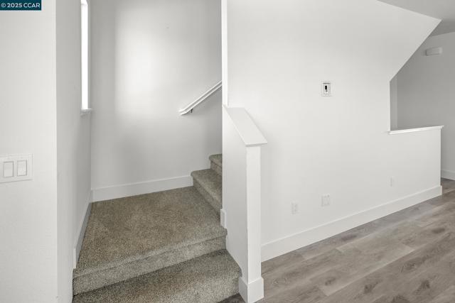 2818 Chattleton Lane, San Pablo CA: https://media.crmls.org/mediaz/34e4d04d-8cf8-4959-bdc2-5093f9074547.jpg