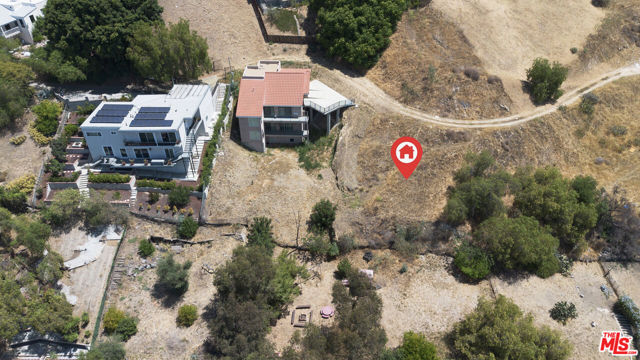 2741 Abrigo Avenue, Los Angeles CA: https://media.crmls.org/mediaz/34e4ed8d-fdd2-49f1-9ec9-61ff71365d12.jpg