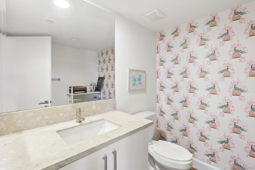 2537 State St. - photo 6