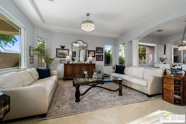 47925 Via Livorno, La Quinta CA: https://media.crmls.org/mediaz/34e5e70e-bc8b-4f4d-bd86-4d116ba3ab62.jpg