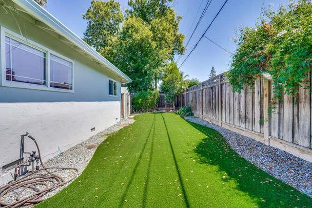 898 La Plata Plaza, Campbell CA: https://media.crmls.org/mediaz/34e5fc19-a4bb-477e-b9f2-2c7df69e1ff0.jpg