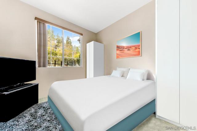 12061 Tivoli Park Row, San Diego CA: https://media.crmls.org/mediaz/34e62312-0012-4616-a9a8-373bad2fe447.jpg