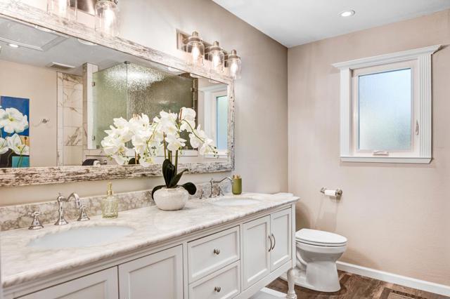 150 El Portola Drive, Sonoma CA: https://media.crmls.org/mediaz/34e6a9ff-44fd-41f0-b78e-b186d3c9a811.jpg