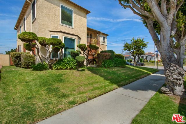 2901 W 85th Street, Inglewood CA: https://media.crmls.org/mediaz/34e9cb85-6589-48e8-8aef-068cdaaf8965.jpg