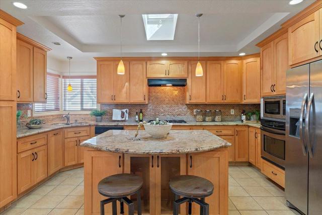 875 Mckendrie Street, San Jose CA: https://media.crmls.org/mediaz/34e9e17f-543e-40ec-9907-86eca3338308.jpg