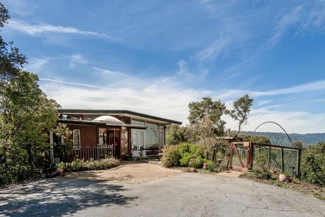 640 Los Trancos Road,  CA: https://media.crmls.org/mediaz/34ea0bb7-7777-4f65-8a27-2badcdf51c13.jpg