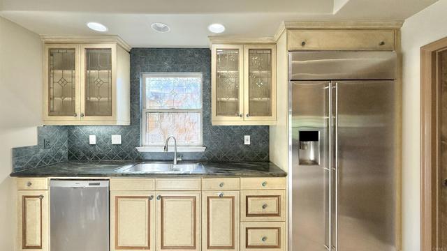 8137 Santaluz Village Grn S, San Diego CA: https://media.crmls.org/mediaz/34ea5350-22b9-495b-9598-0aea560625bb.jpg