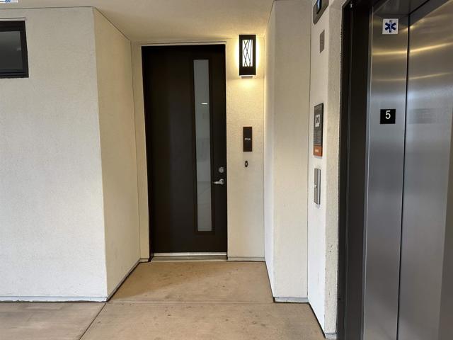 3658 Capitol Ave, Fremont CA: https://media.crmls.org/mediaz/34eae7c3-645e-4154-a736-3cc7650e84f1.jpg