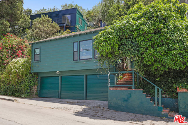 3130 Isabel, Los Angeles CA: https://media.crmls.org/mediaz/34eb0677-6271-45eb-a481-3dbe53d62b6c.jpg