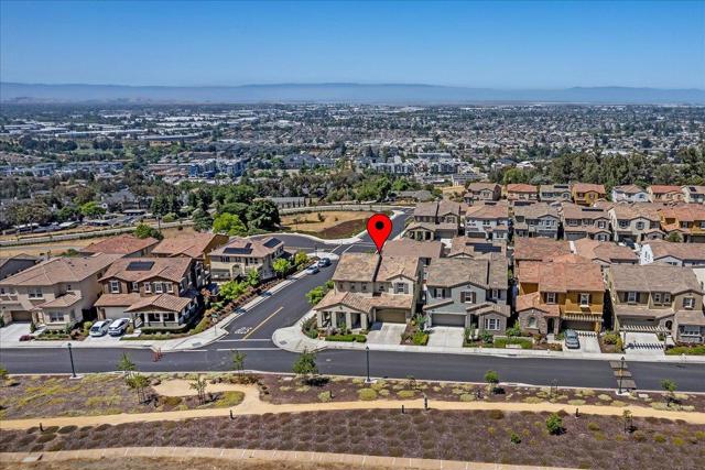 30111 Mountain View Drive, Hayward CA: https://media.crmls.org/mediaz/34eb413b-ab1c-4820-9472-339841af54a7.jpg